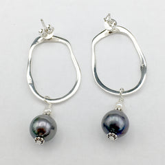 Sterling Silver wavy hoop stud earrings with grey freshwater pearl dangles